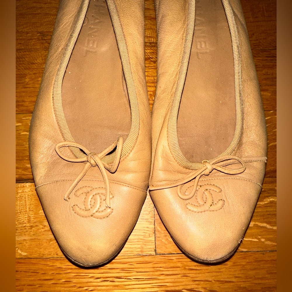Chanel ballet flats size 39